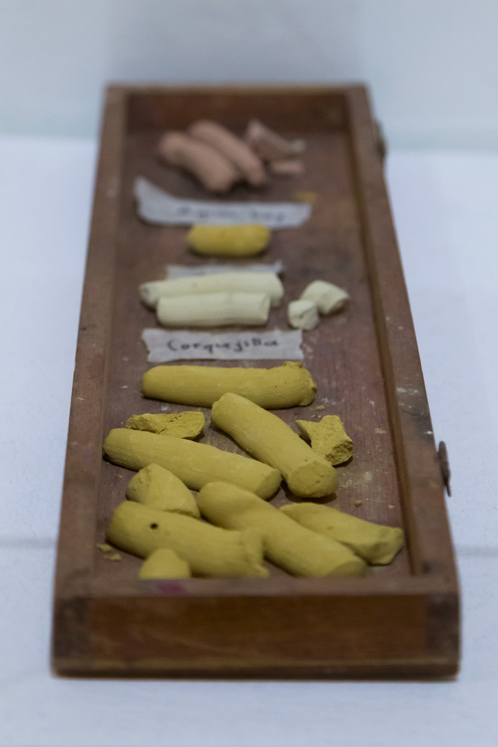 Tizas elaboradas con pigmentos naturales